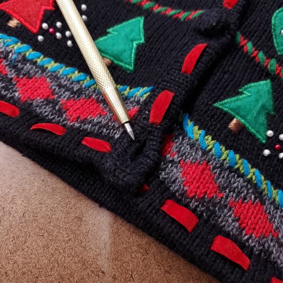 Designers Originals Studio Sweater Vest Women M Black Christmas Applique Holiday - Picture 4 of 9